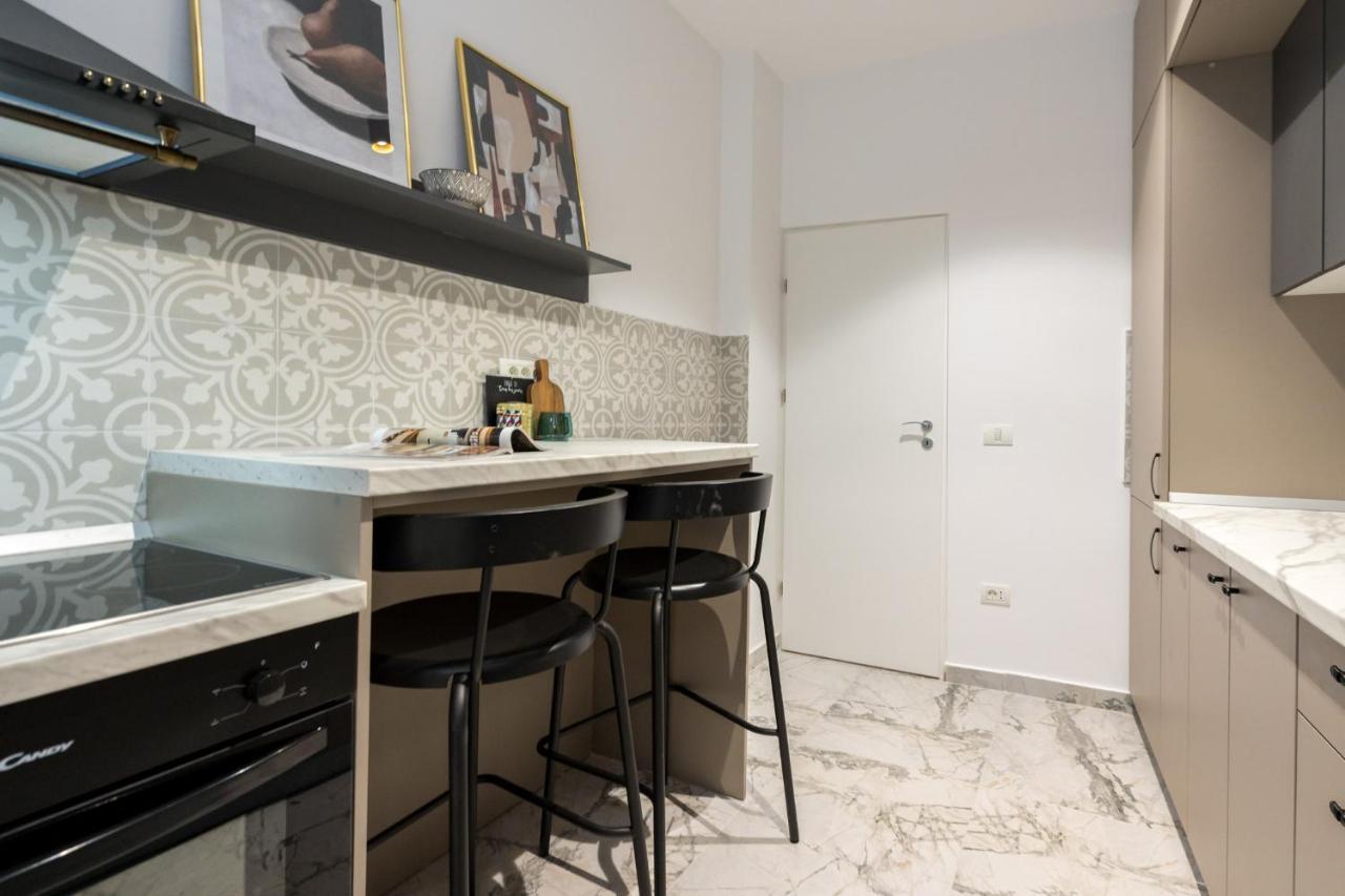 Crystal 3Bdr Apartment In Center Bucarest Exterior foto