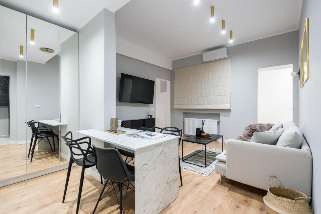 Crystal 3Bdr Apartment In Center Bucarest Exterior foto