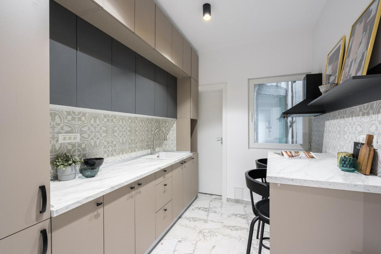 Crystal 3Bdr Apartment In Center Bucarest Exterior foto