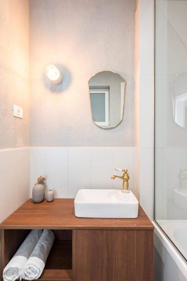 Crystal 3Bdr Apartment In Center Bucarest Exterior foto