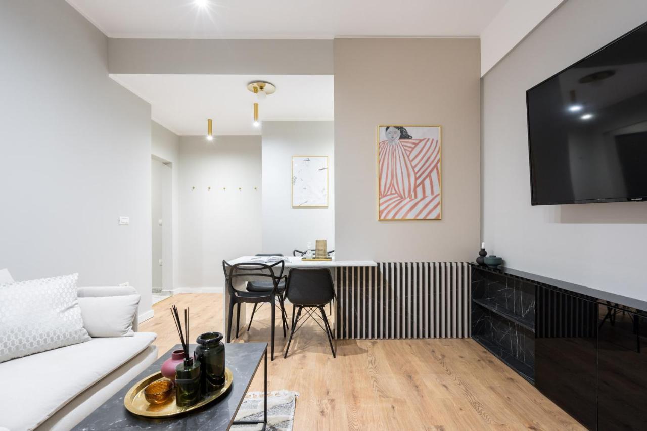 Crystal 3Bdr Apartment In Center Bucarest Exterior foto